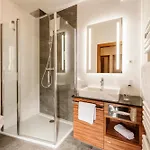 Weinberg Gmbh 4*